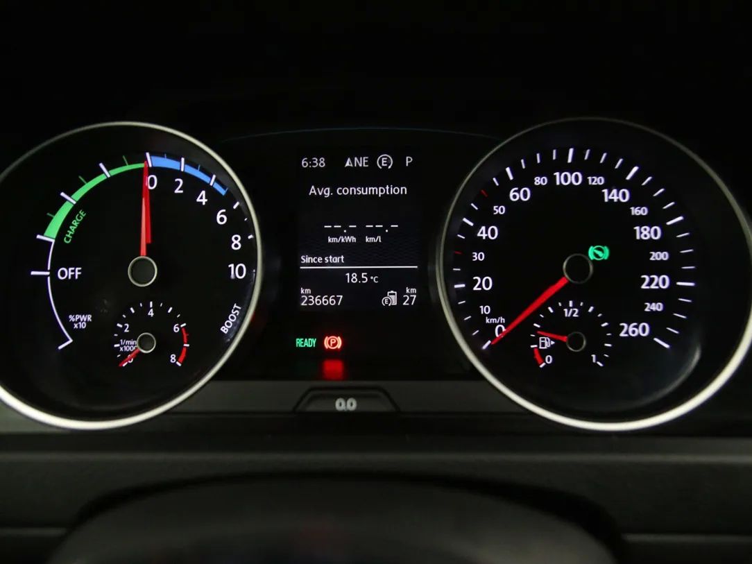 Volkswagen Golf | 17