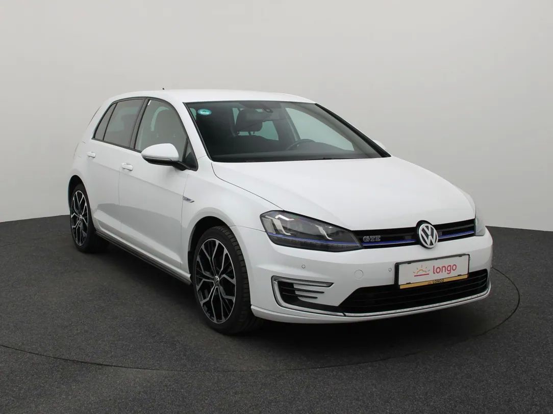Volkswagen Golf | 9
