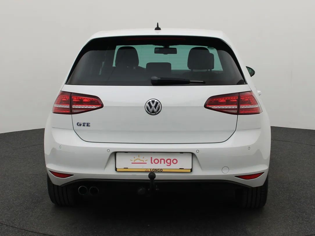 Volkswagen Golf | 4