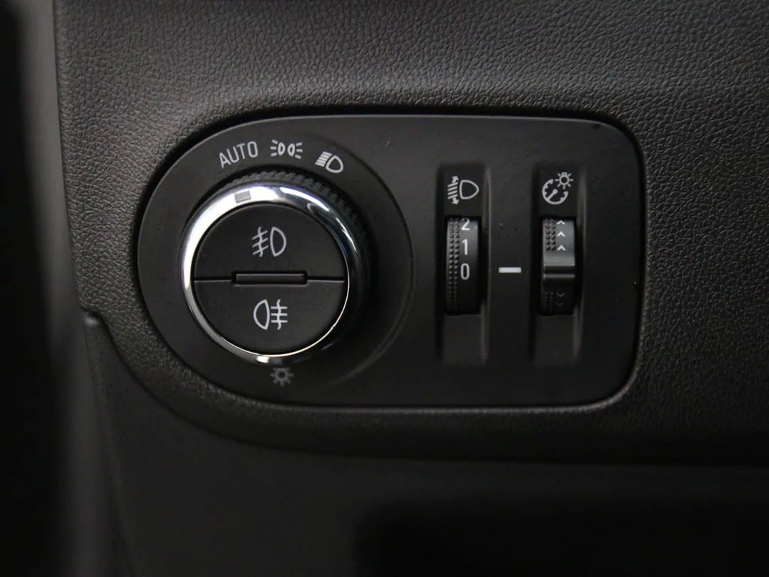 Opel Crossland X | 23