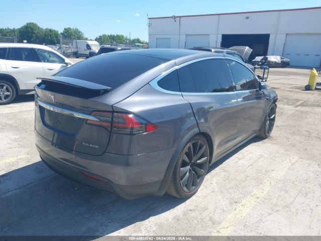 Tesla Model X | 3