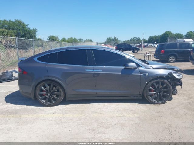 Tesla Model X | 13