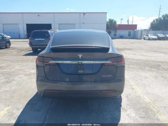 Tesla Model X | 16