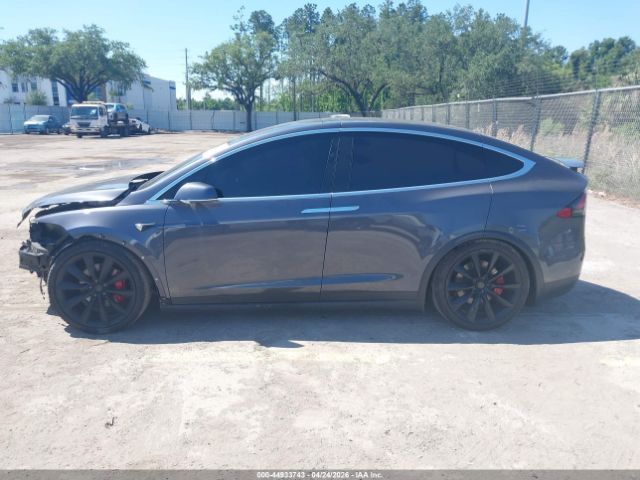 Tesla Model X | 14
