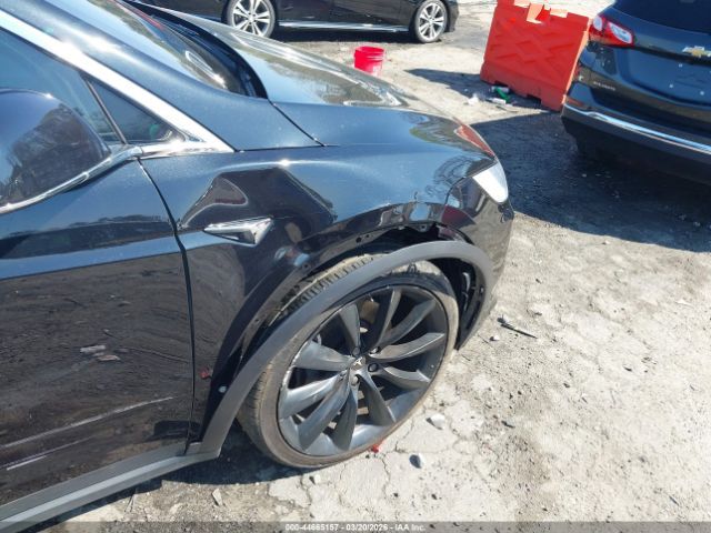 Tesla Model X | 19