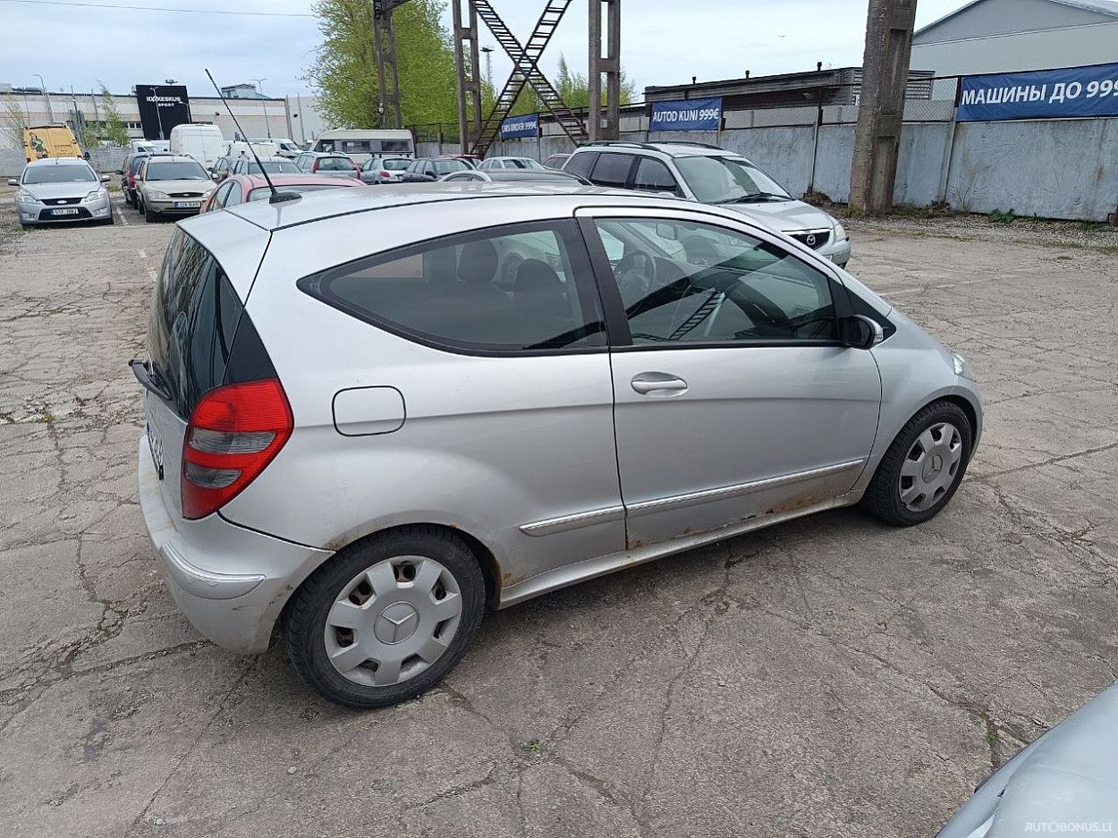 Mercedes-Benz A200 | 2