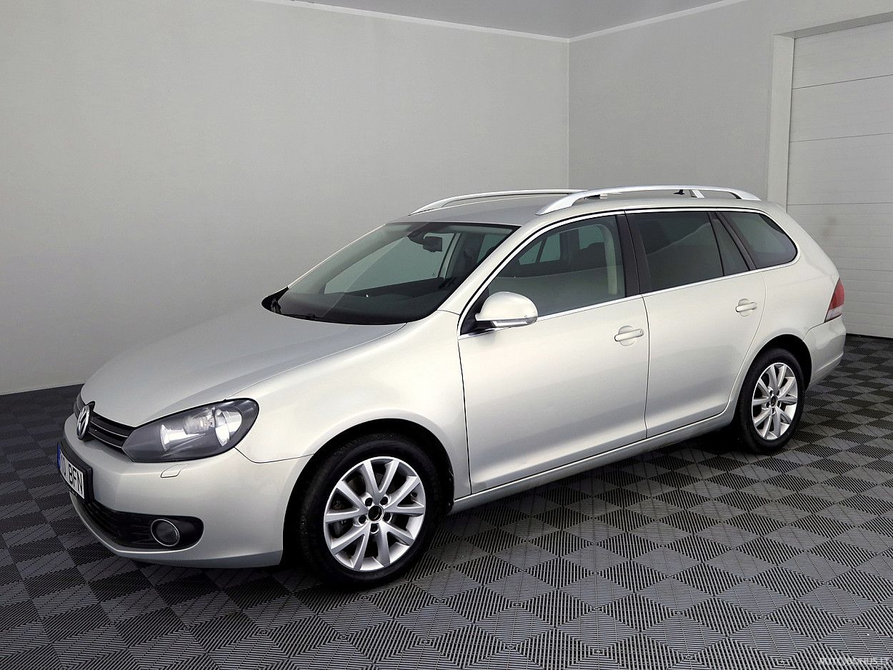 Volkswagen Golf | 1