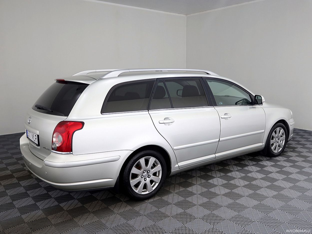 Toyota Avensis | 2