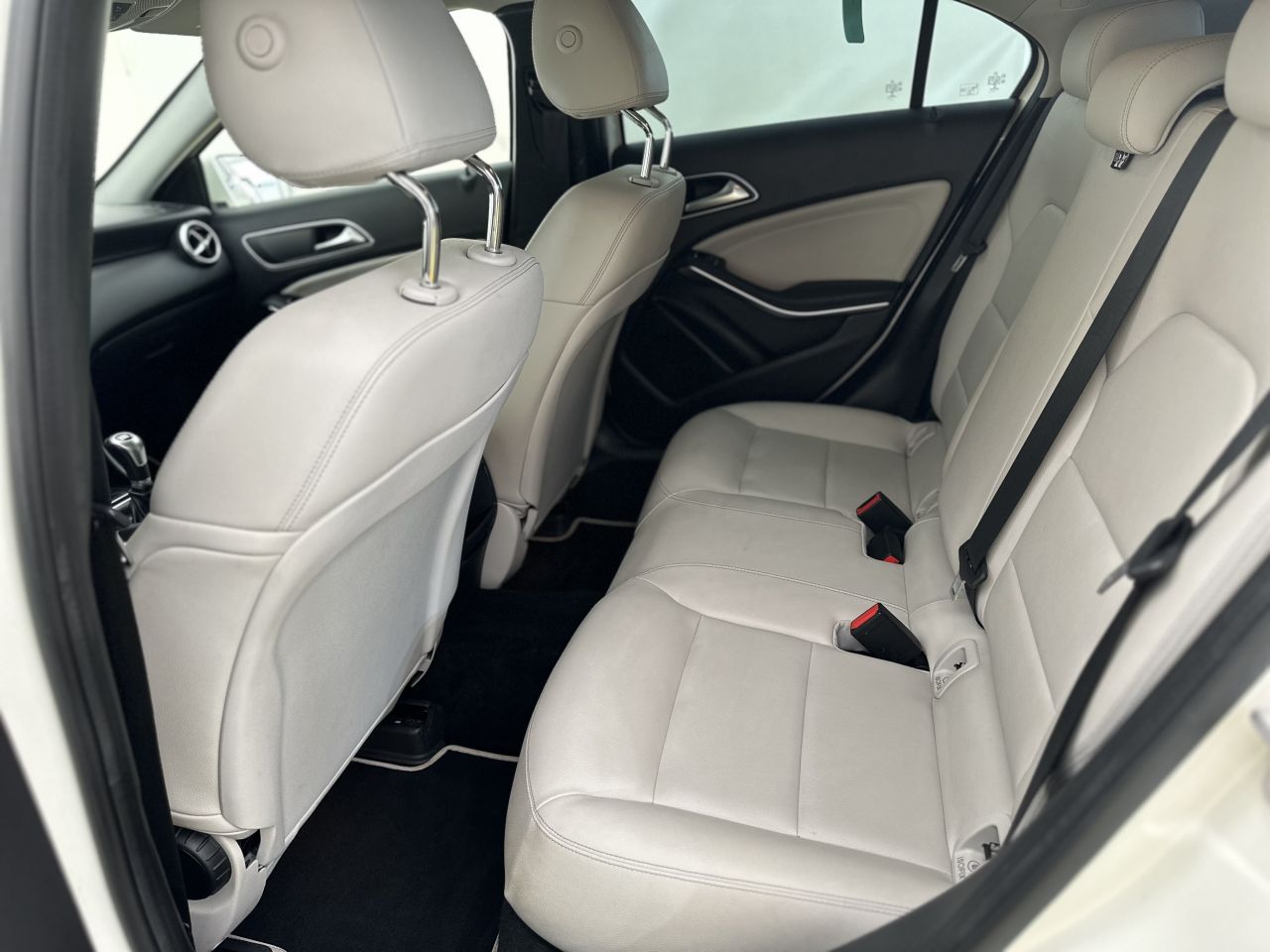 Mercedes-Benz A200 | 9