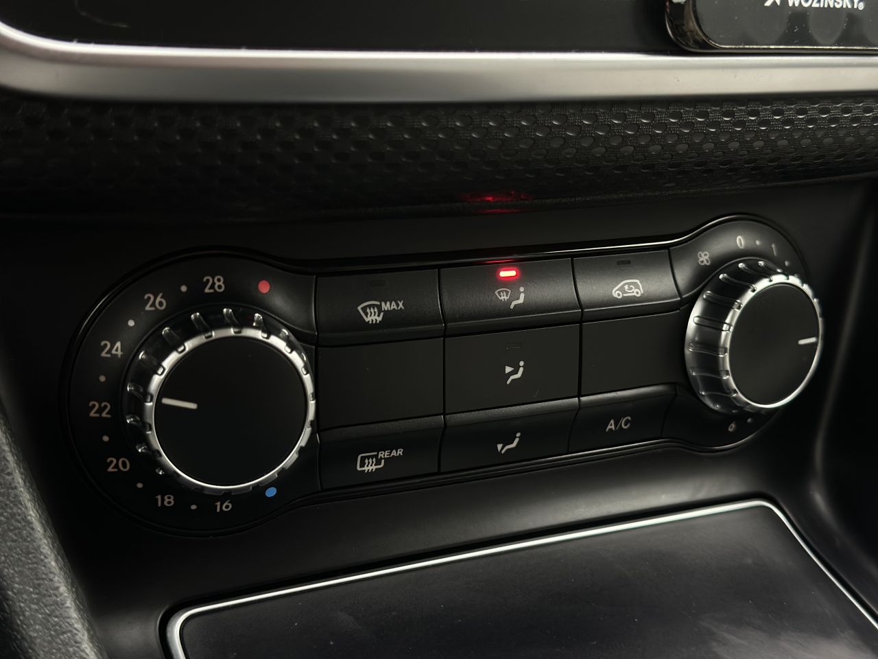 Mercedes-Benz A200 | 17