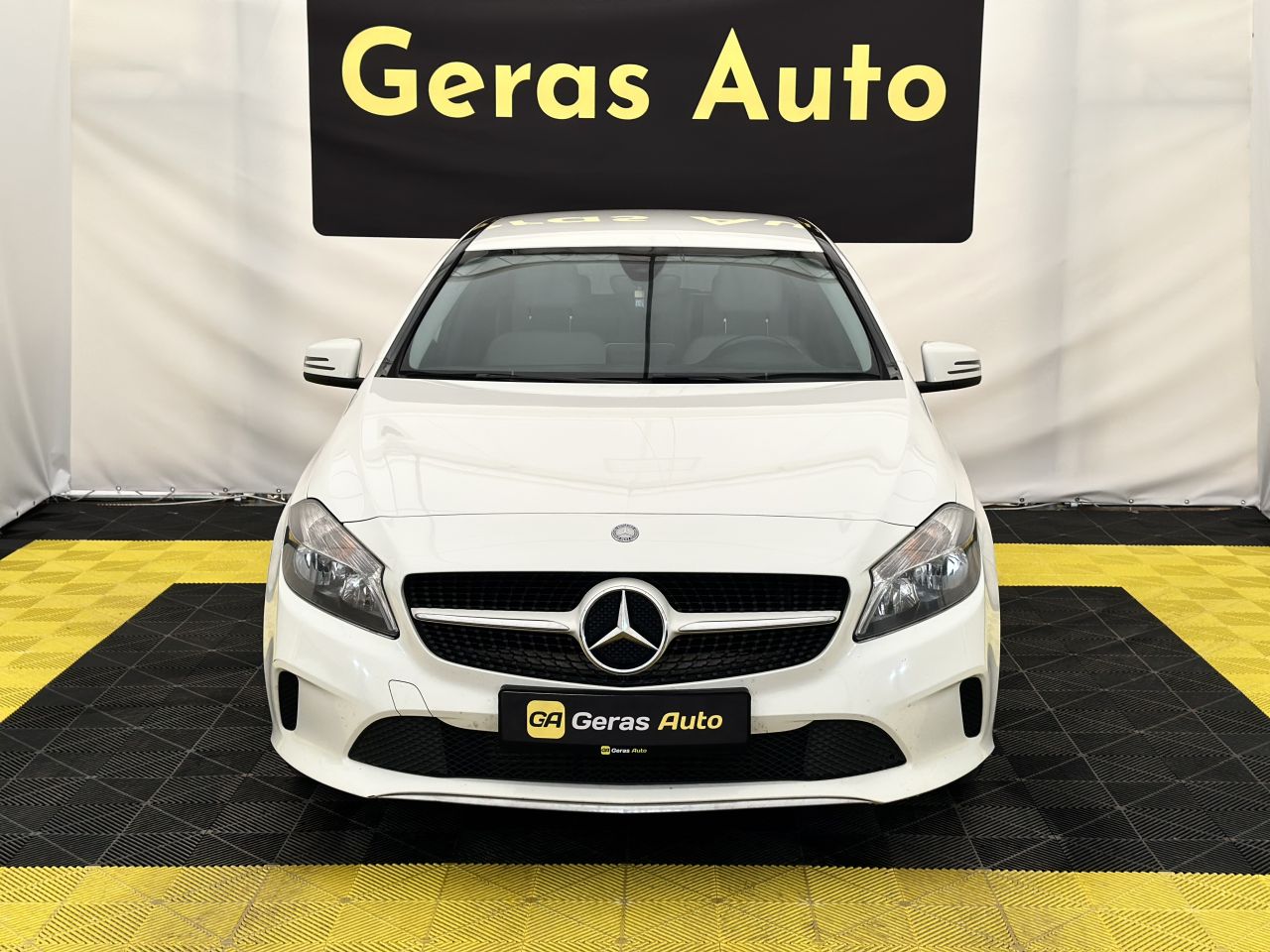 Mercedes-Benz A200 | 2