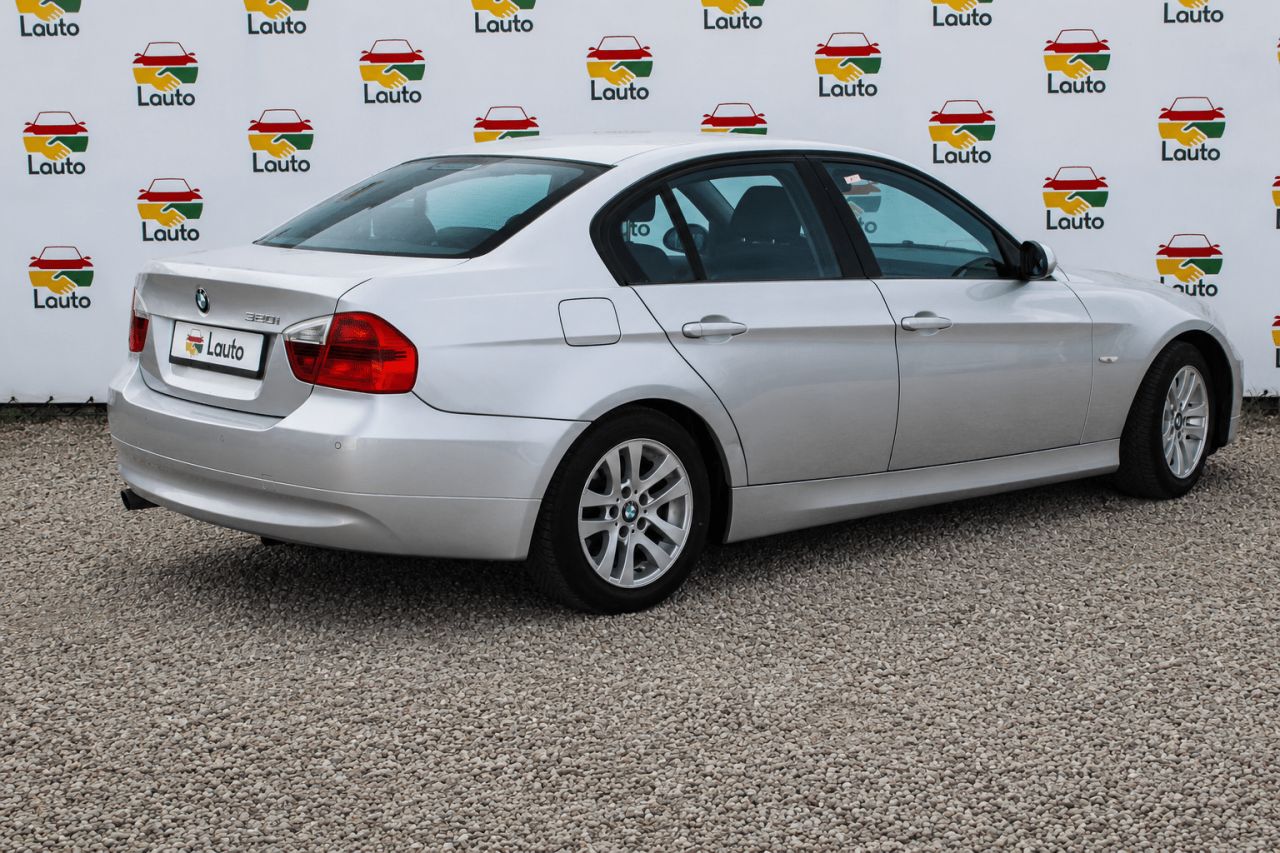 BMW 320 | 3