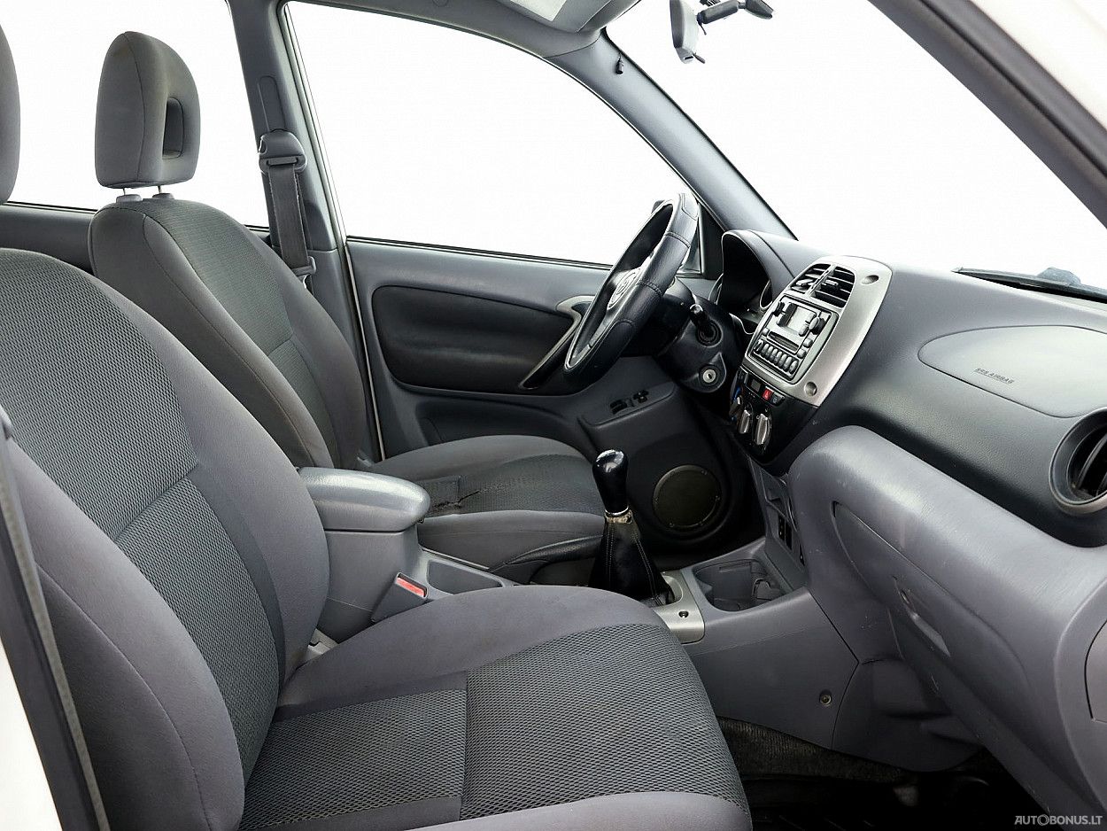 Toyota RAV4 | 5
