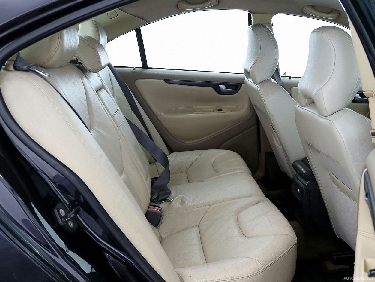 Volvo S60 | 6