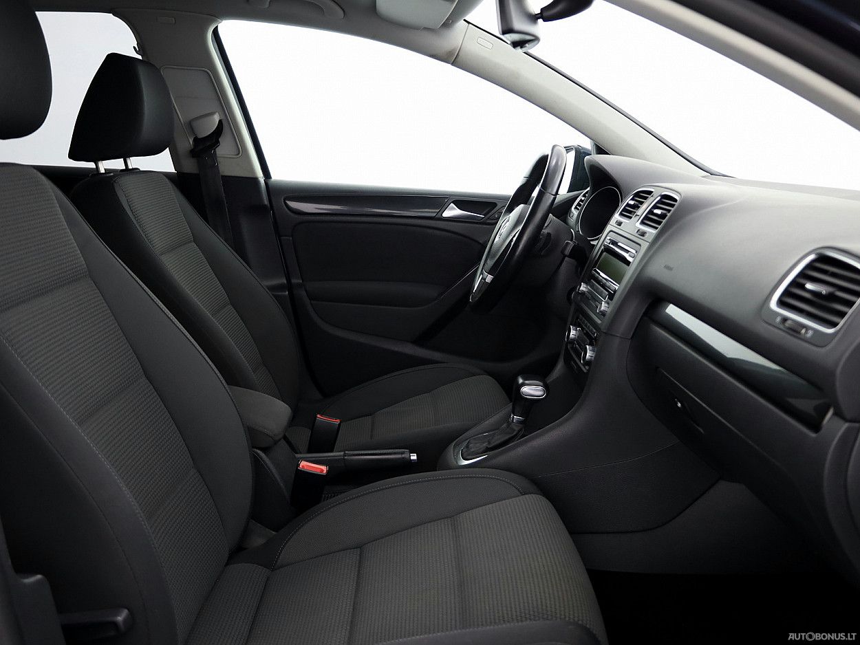 Volkswagen Golf | 5