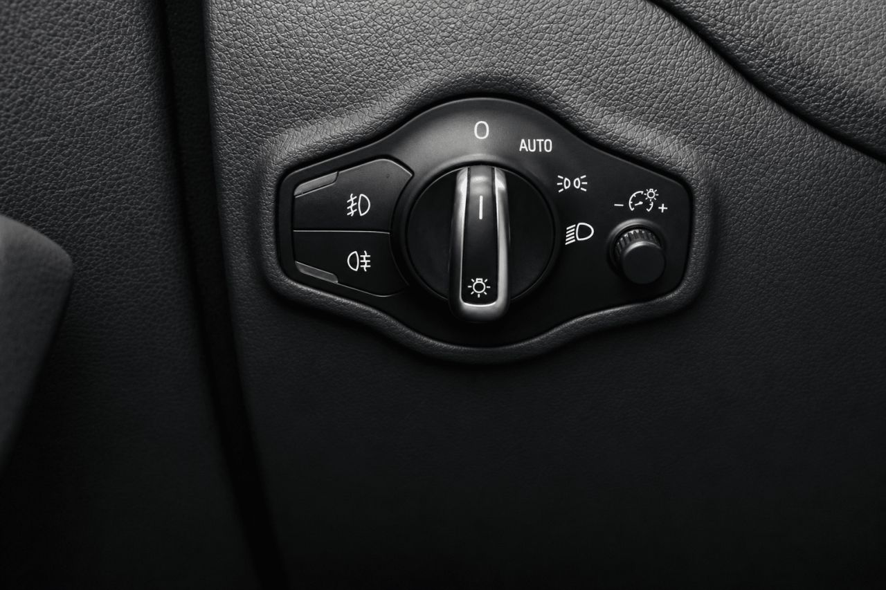 Audi Q5 | 8
