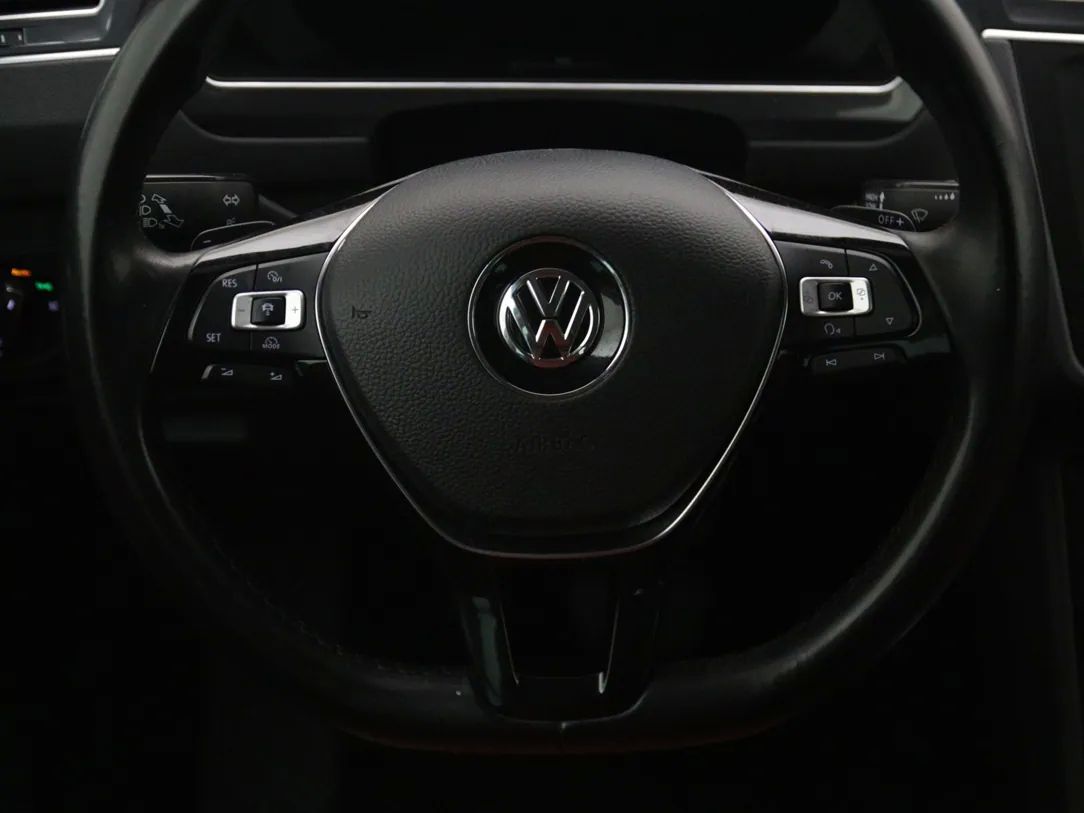 Volkswagen Tiguan | 17