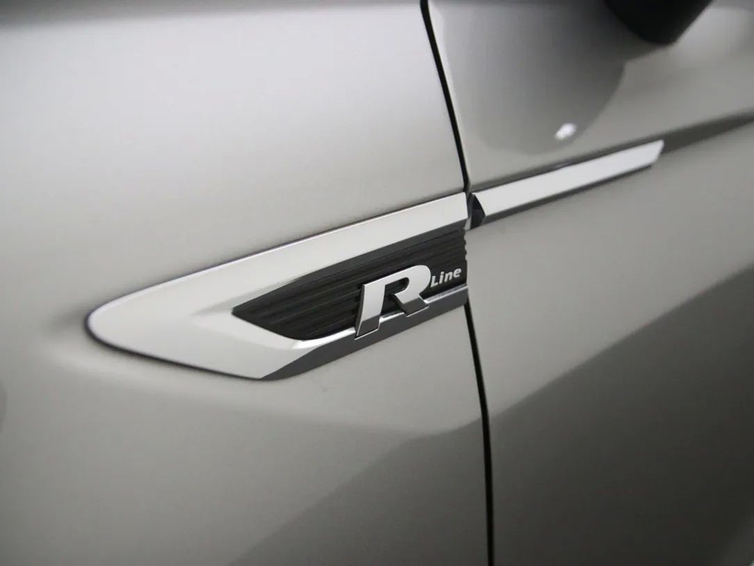 Volkswagen Tiguan | 32