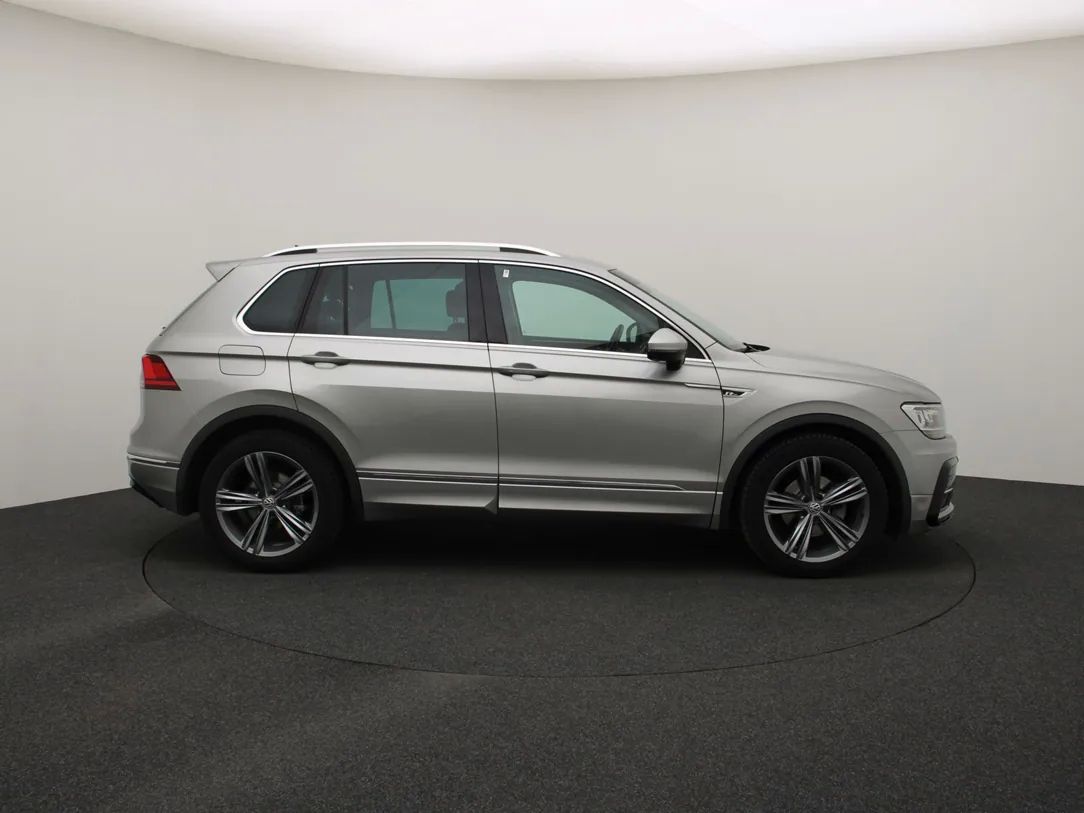Volkswagen Tiguan | 8