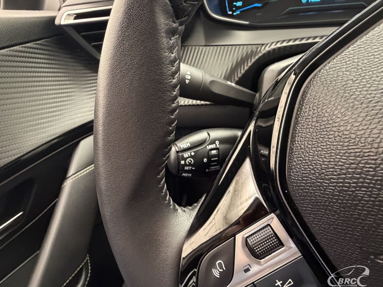 Peugeot 208 | 29