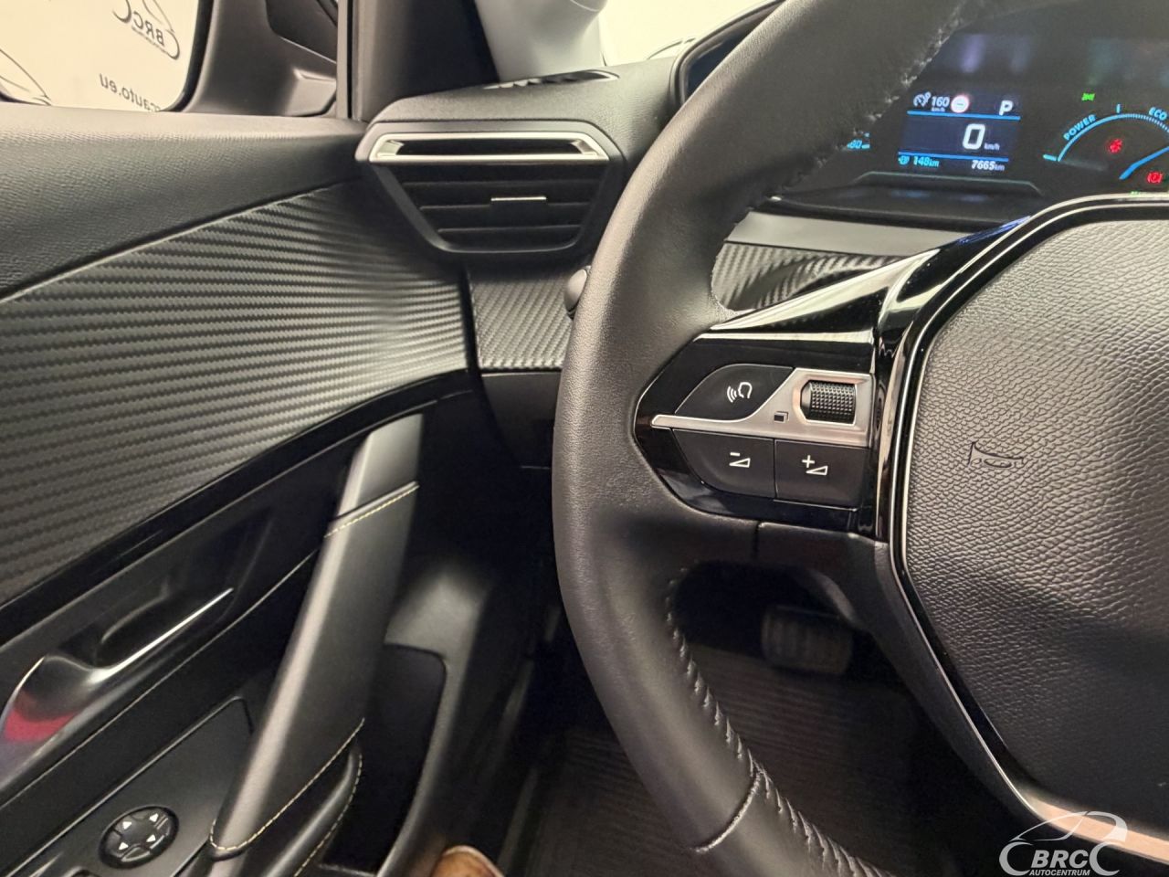Peugeot 208 | 27
