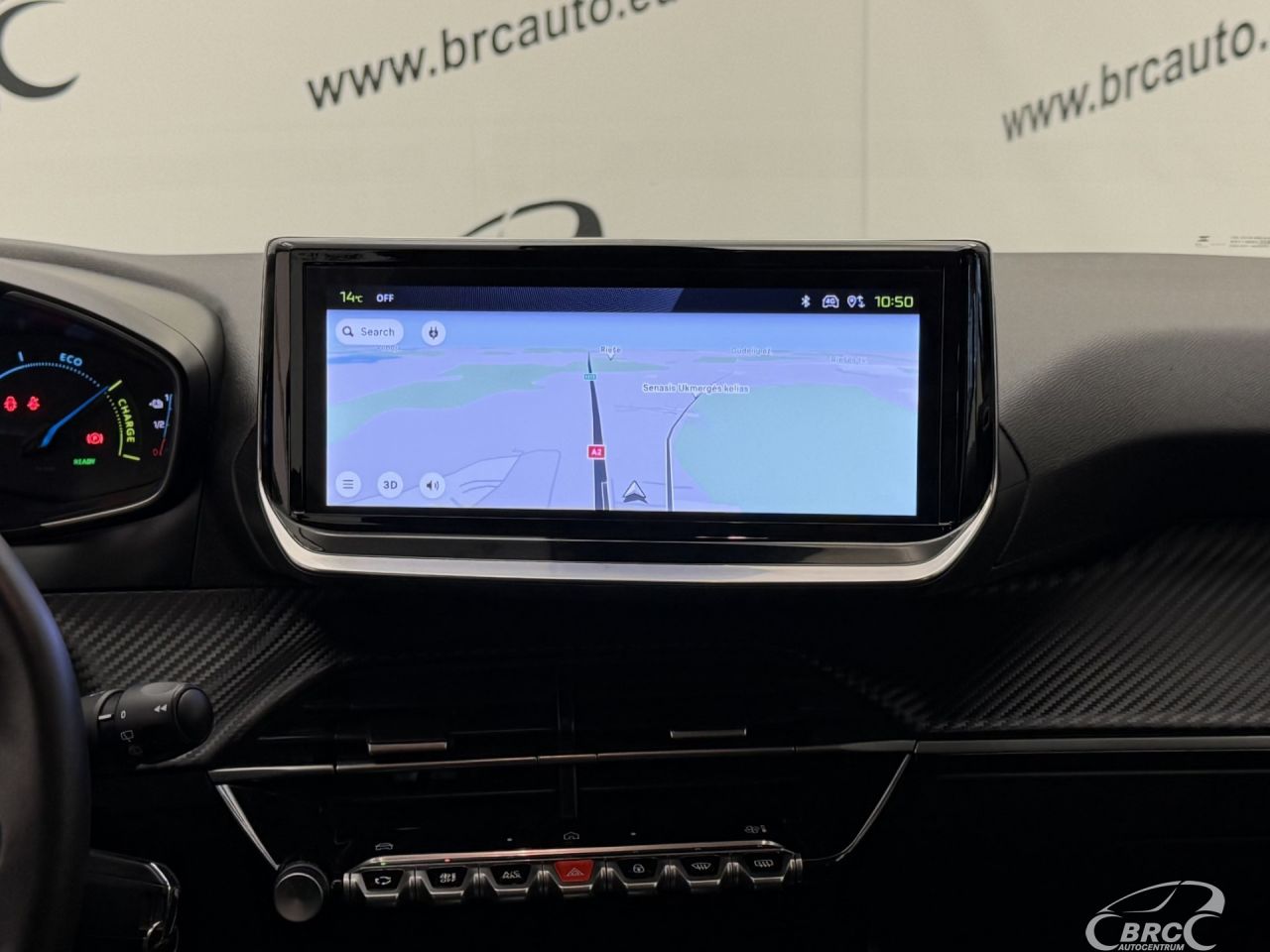Peugeot 208 | 14