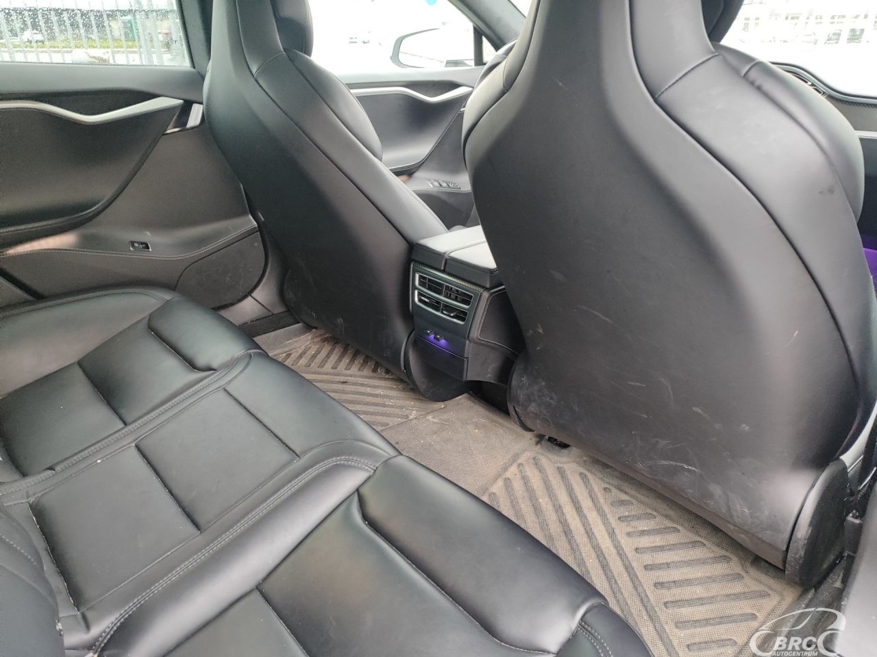 Tesla Model S | 10