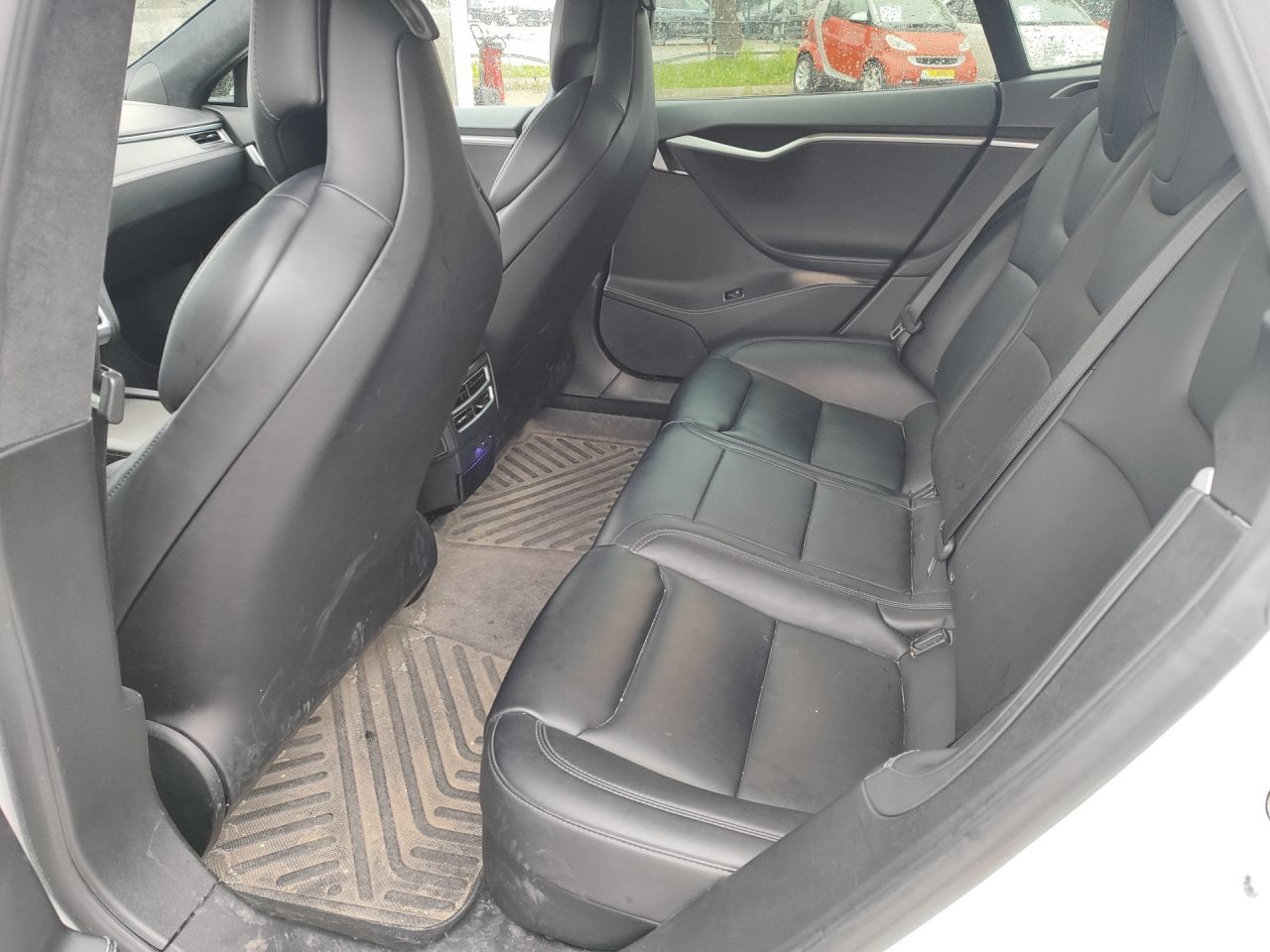 Tesla Model S | 14