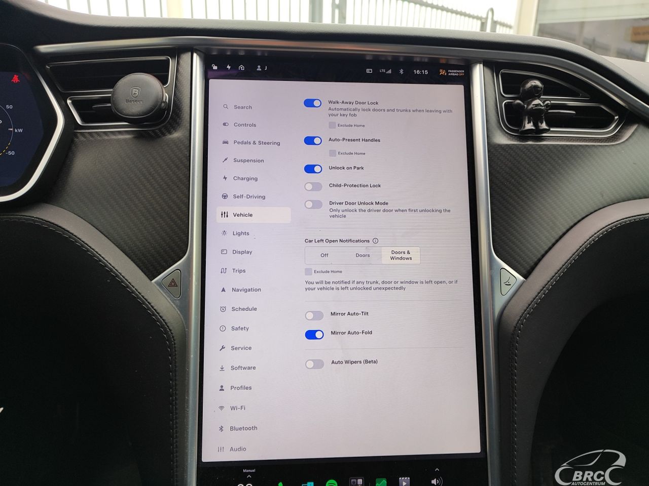Tesla Model S | 32