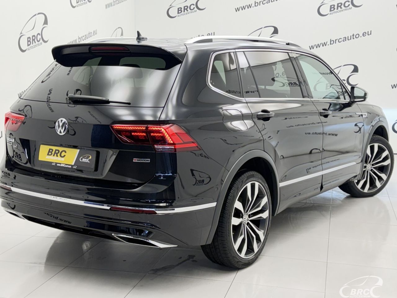 Volkswagen Tiguan | 50