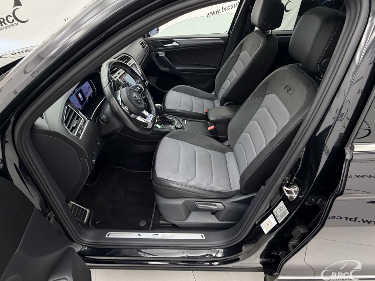 Volkswagen Tiguan | 18