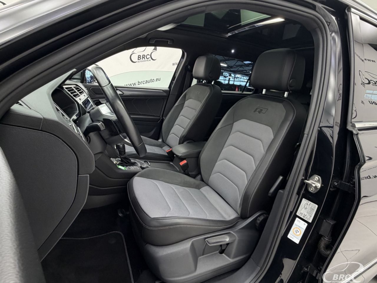 Volkswagen Tiguan | 19