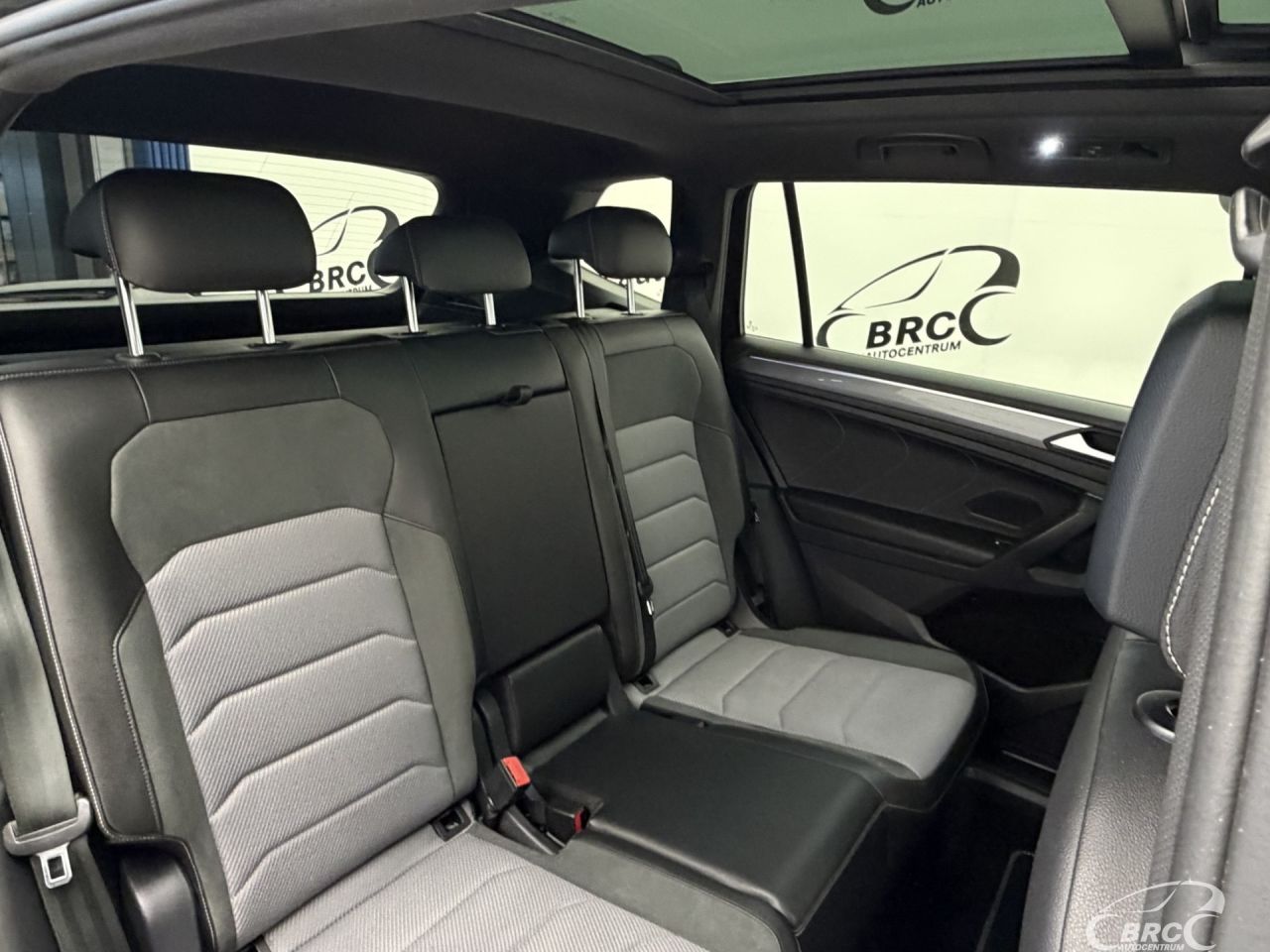 Volkswagen Tiguan | 9