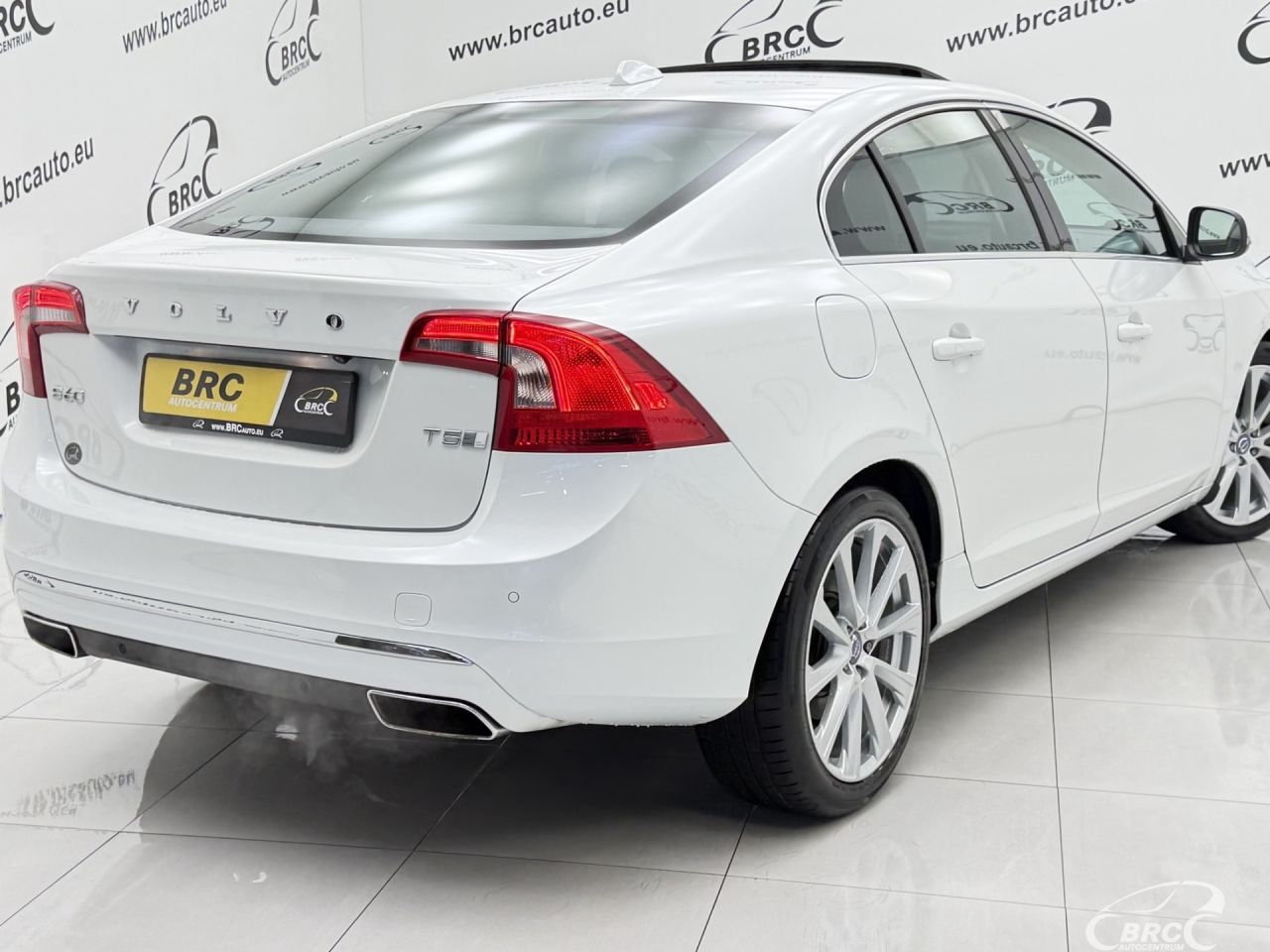 Volvo S60 | 43