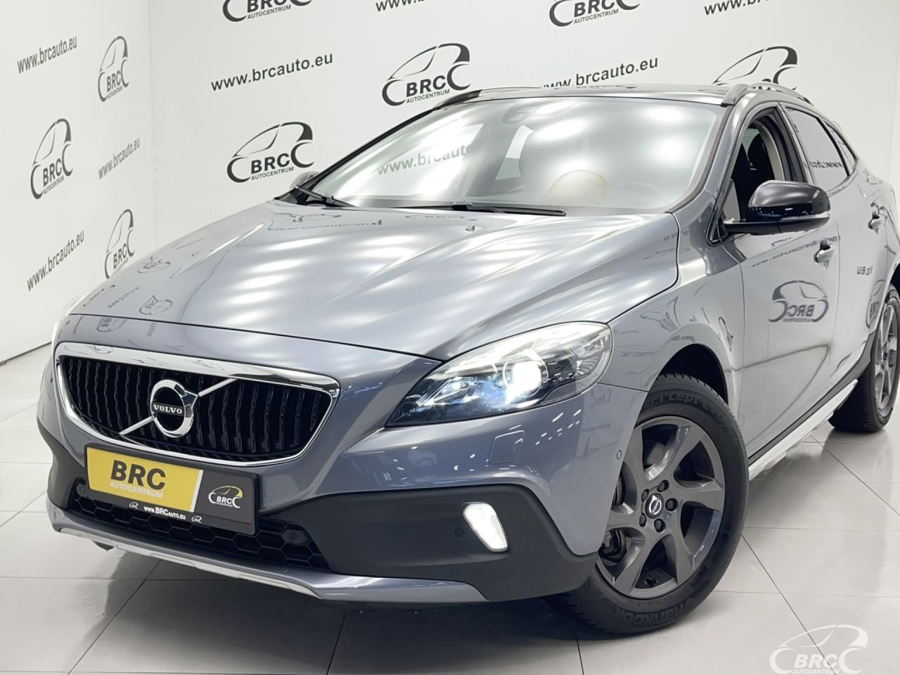 Volvo V40 | 47