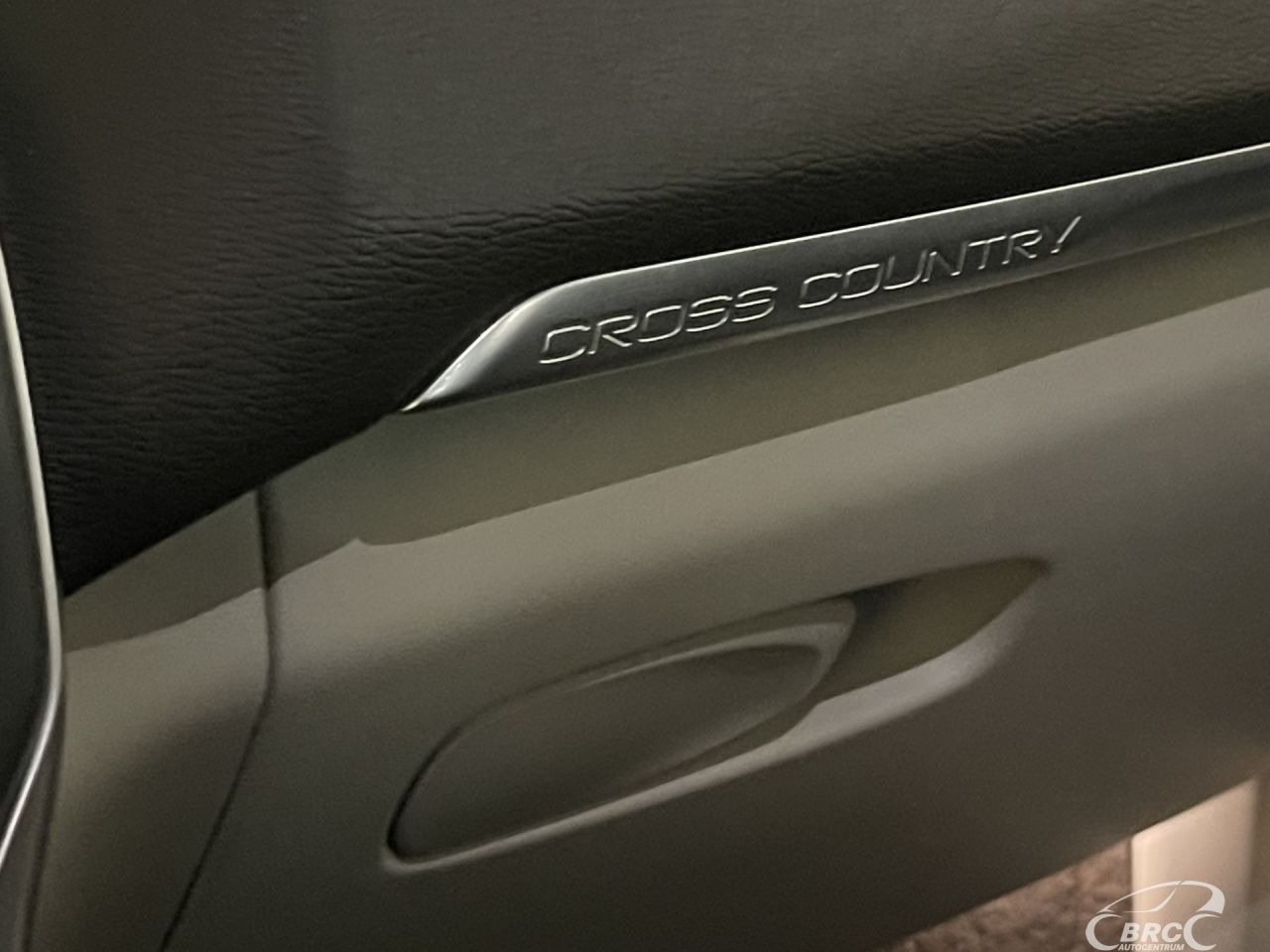 Volvo V40 | 43