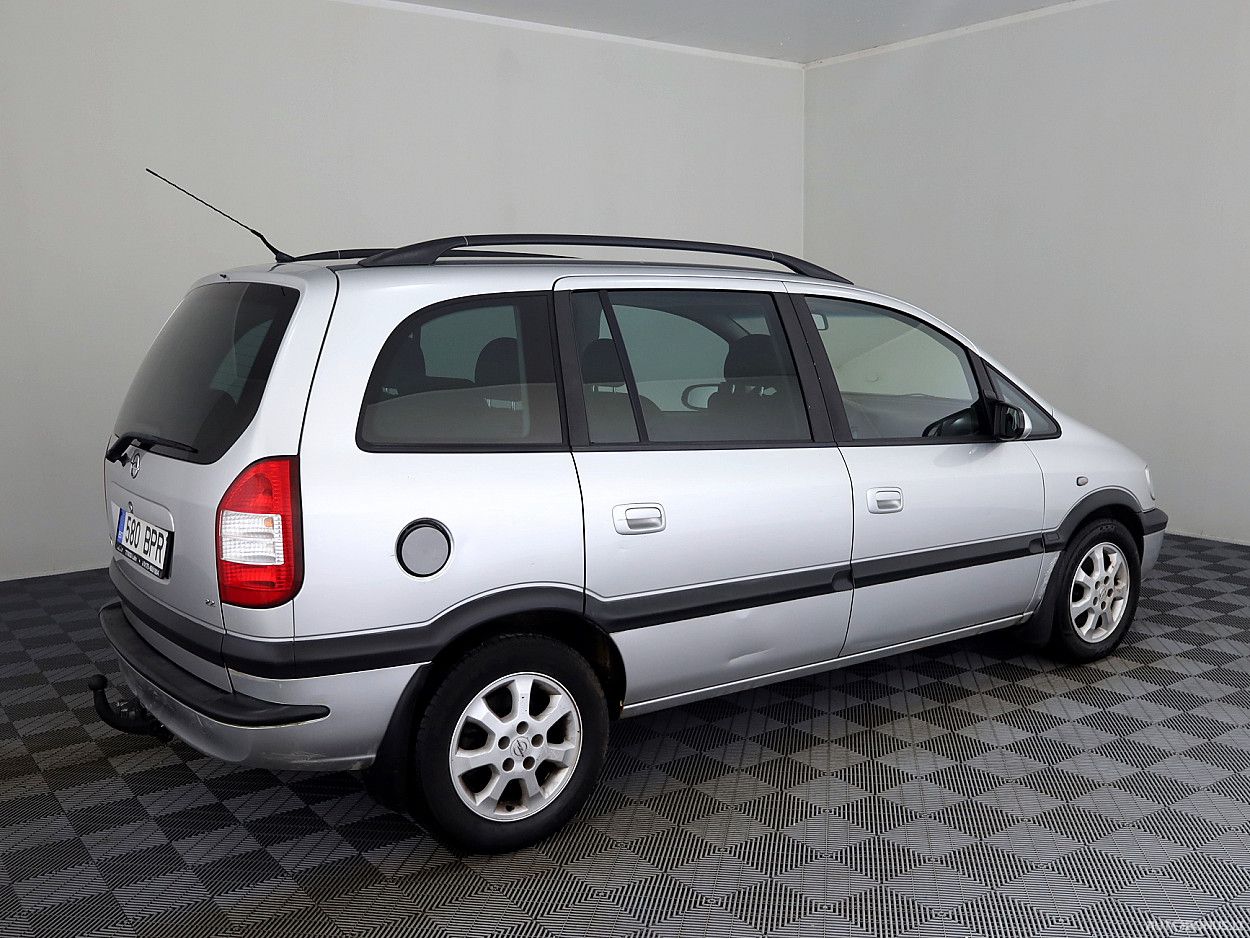 Opel Zafira | 2