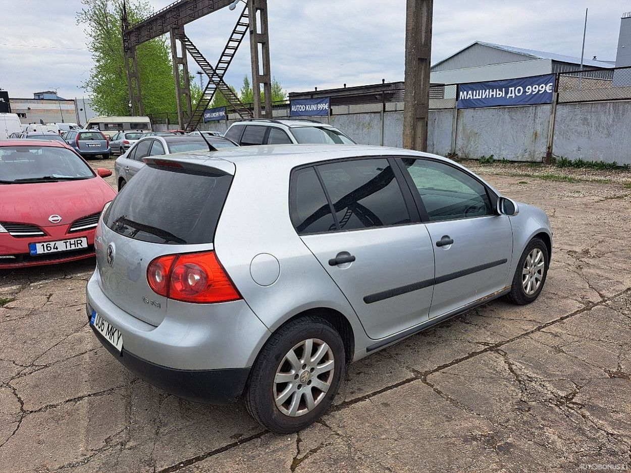 Volkswagen Golf | 2