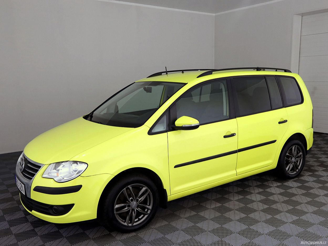 Volkswagen Touran | 1