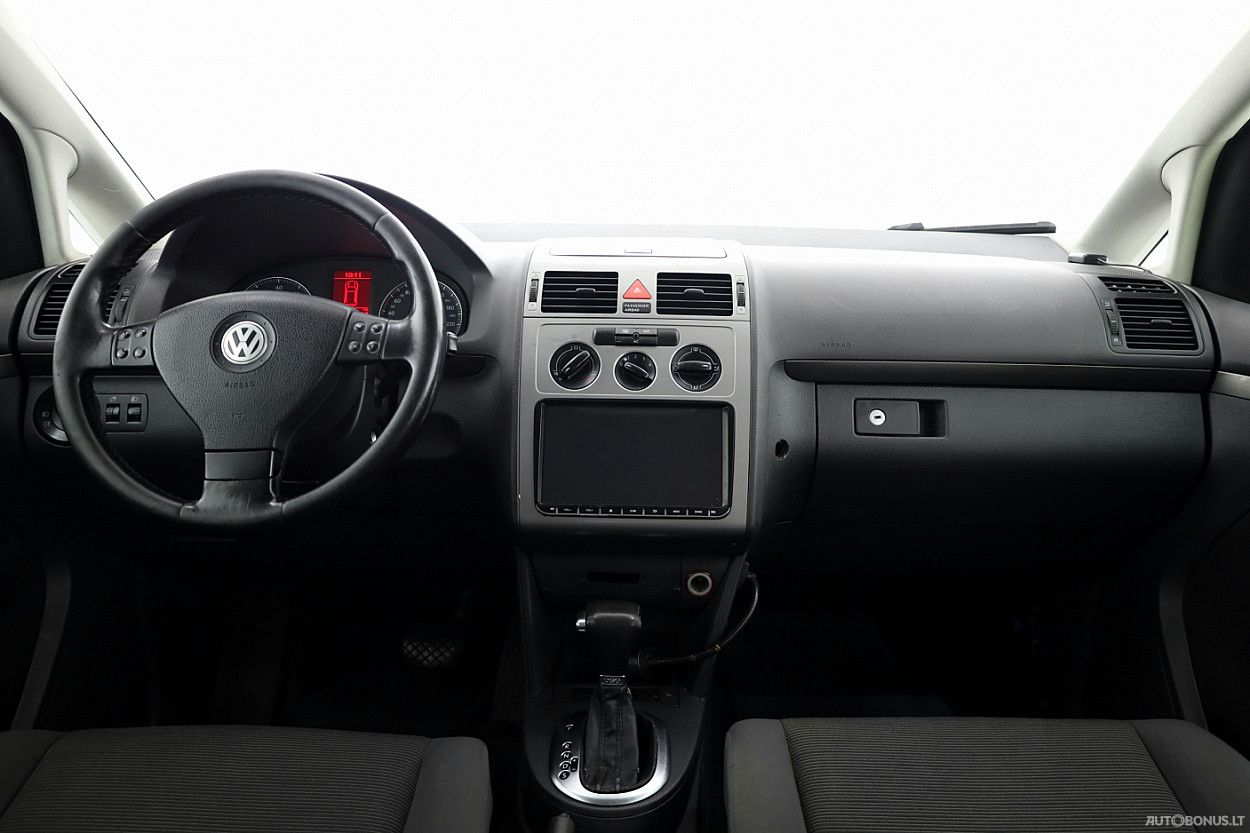 Volkswagen Touran | 4
