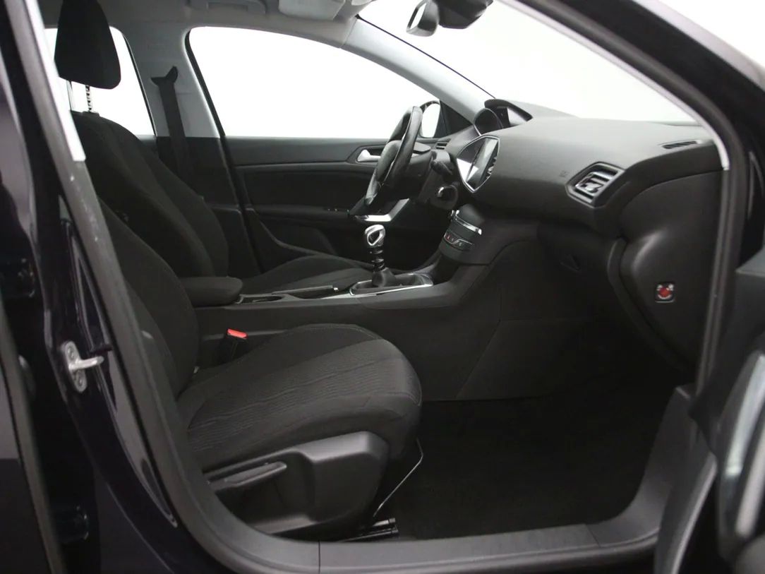 Peugeot 308 | 13
