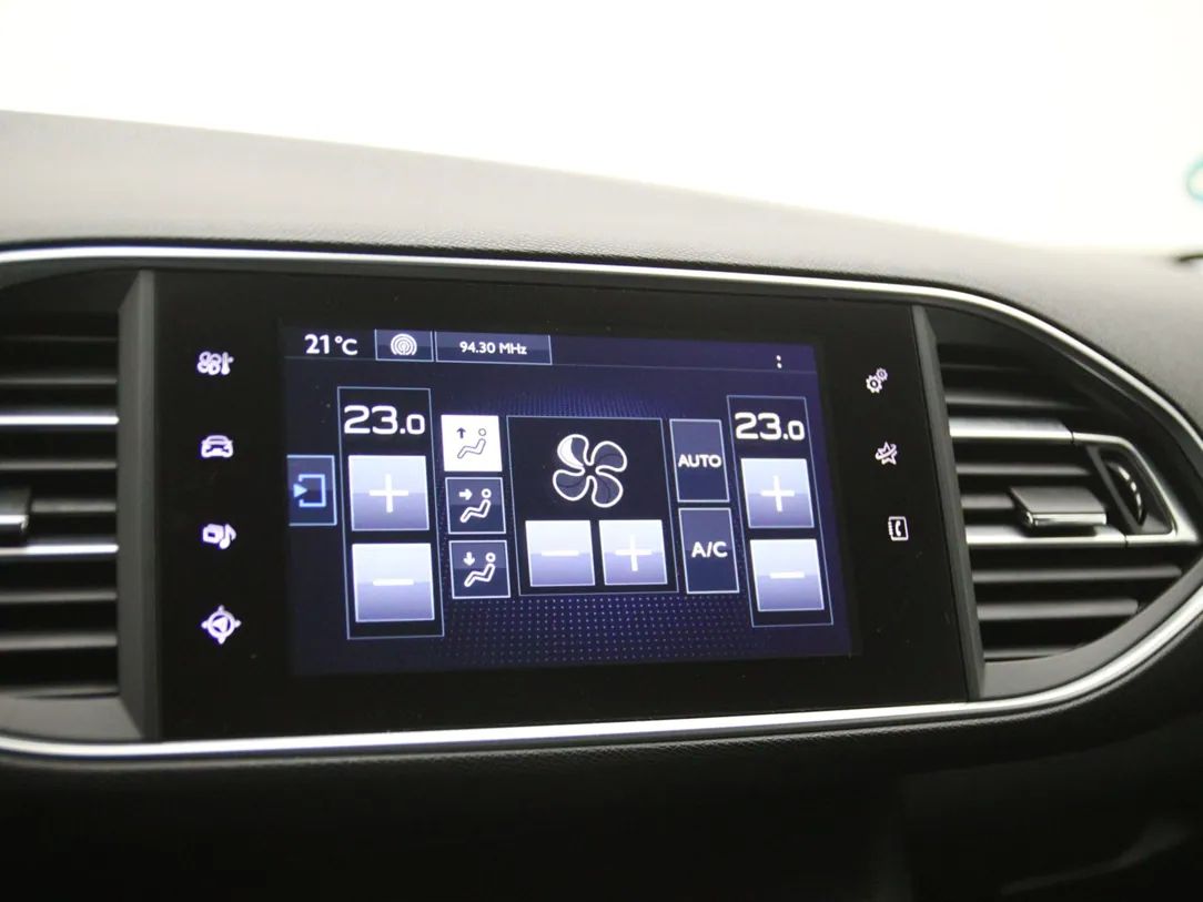 Peugeot 308 | 19
