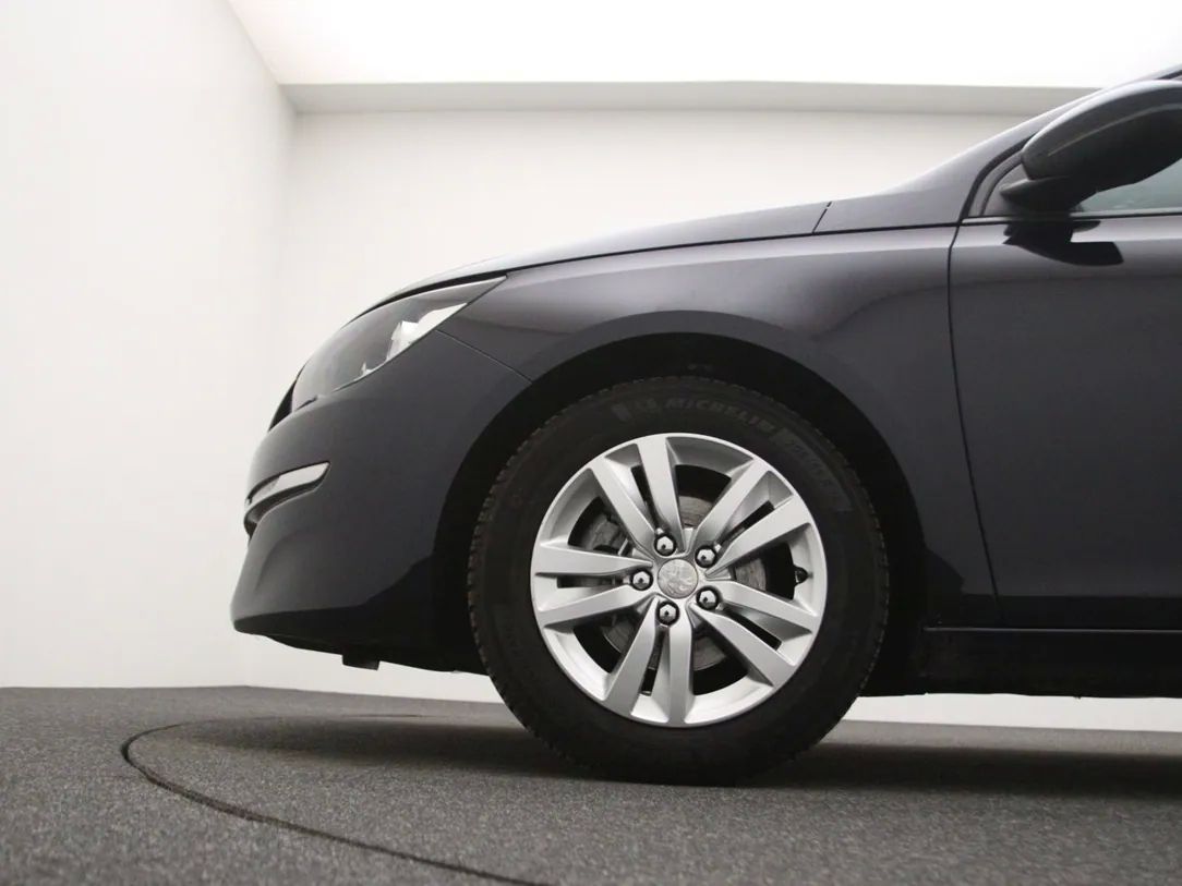 Peugeot 308 | 26