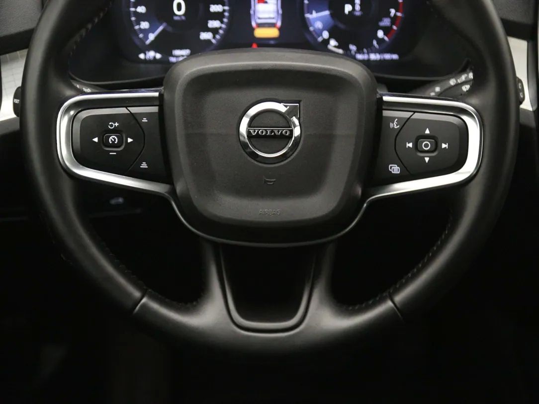 Volvo XC40 | 17