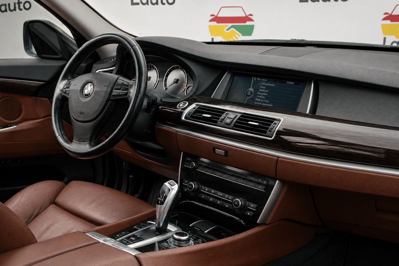 BMW 530 | 5