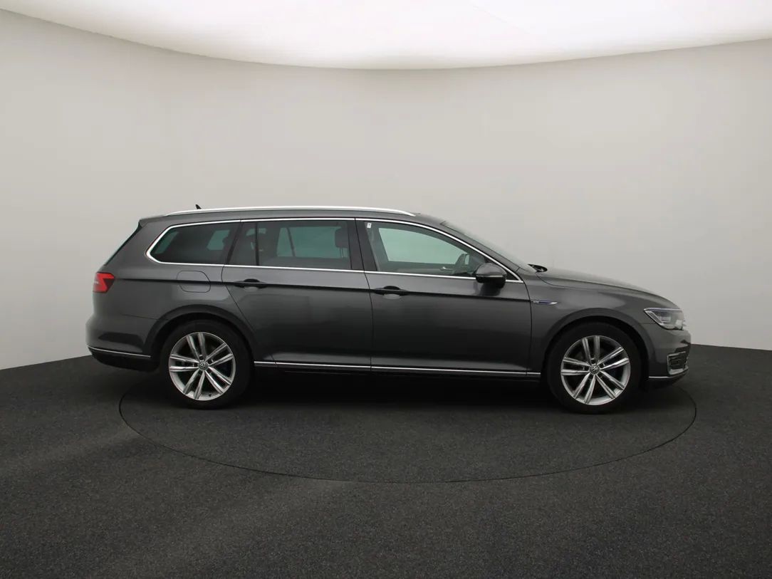 Volkswagen Passat | 8