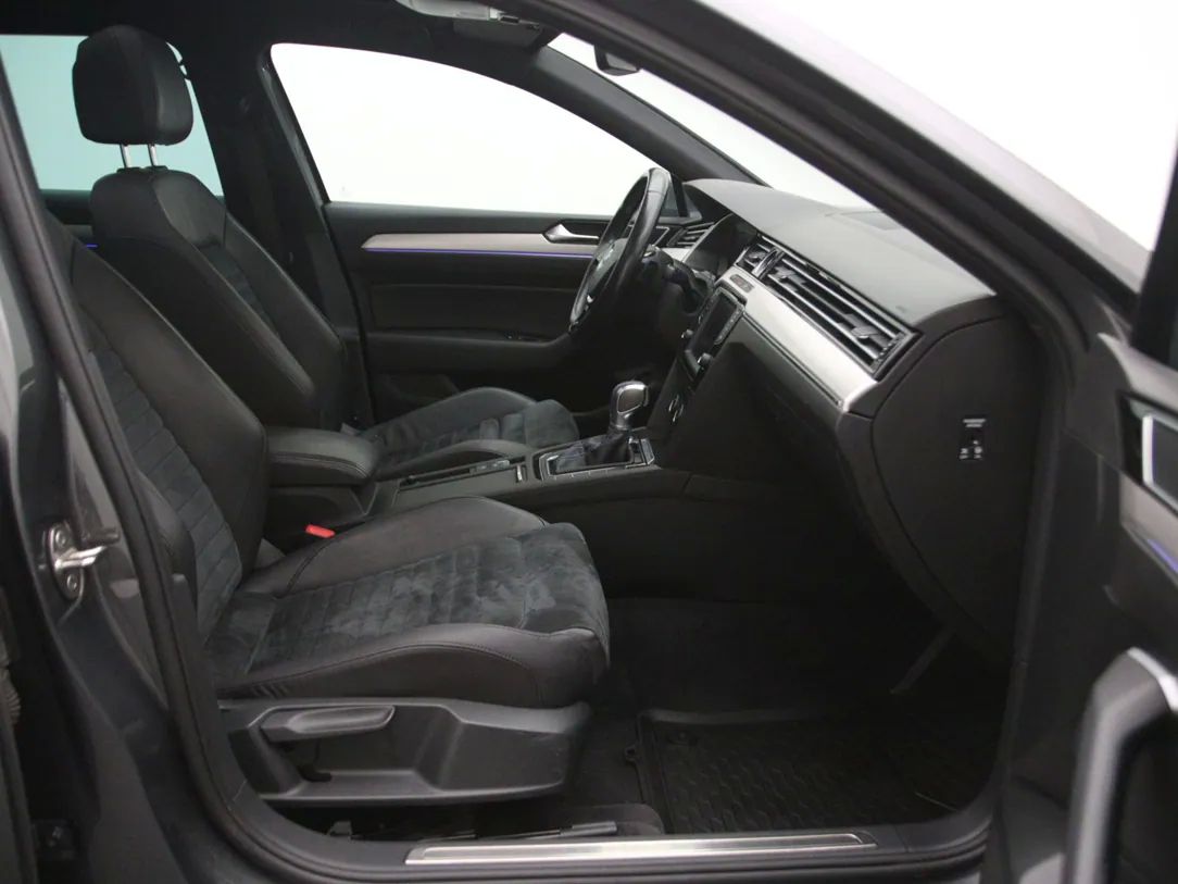 Volkswagen Passat | 13