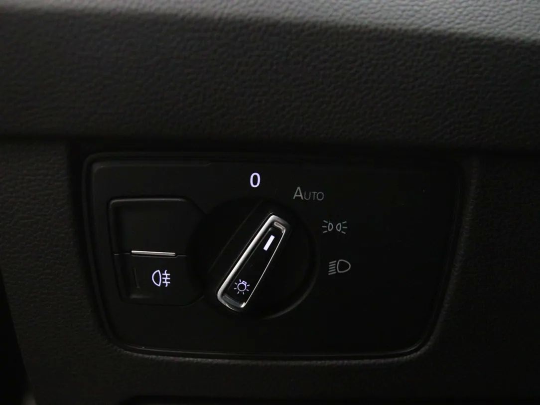 Volkswagen Passat | 26