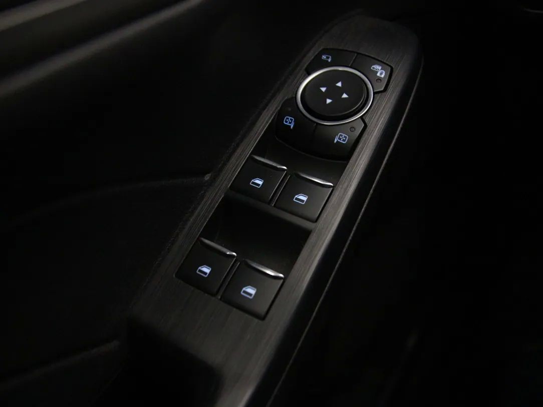 Ford Kuga | 25