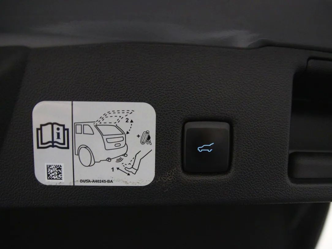 Ford Kuga | 37